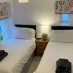 펜션 2 Windsor House