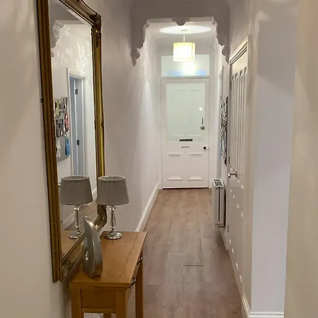 בית נופש 2 Windsor House